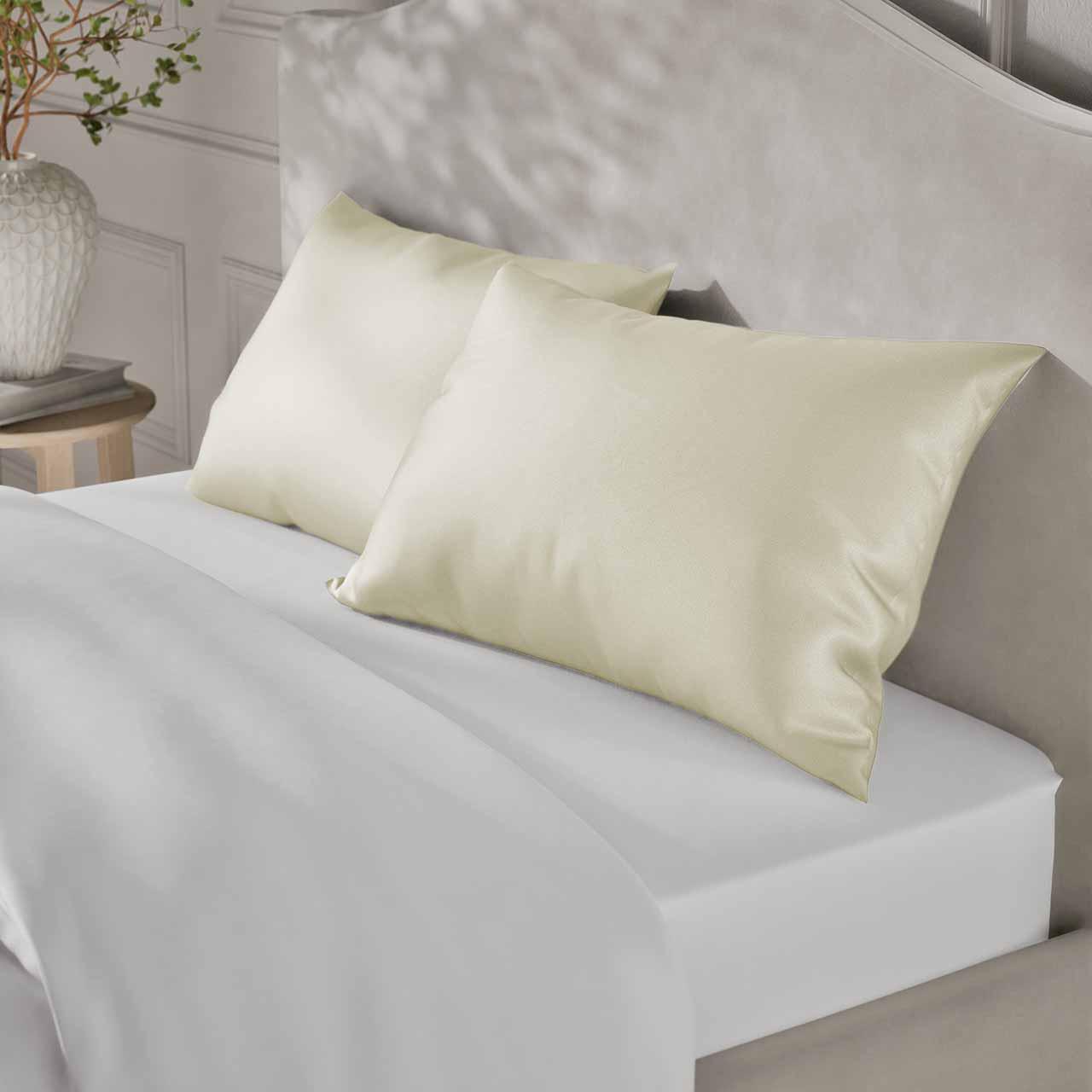 M&S Mulberry Silk Pillowcase, Natural