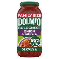 Dolmio Bolognese Onion and Garlic Pasta Sauce 675g