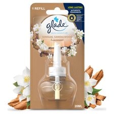 Glade Scented Oil Plug In Refill Sandalwood & Jasmine 20ml