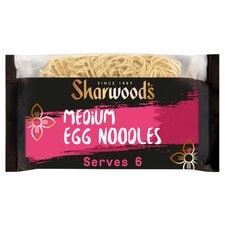 Sharwoods Medium Egg Noodles 340G