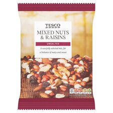 Tesco Unsalted Mixed Nuts & Raisins 500G