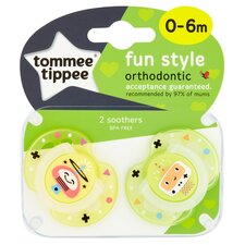 Tommee Tippee Fun Style Soothers for Newborns, 0-6m, Pack of 2