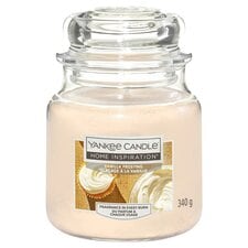 Yankee Candle Medium 340G Jar Vanilla Frosting