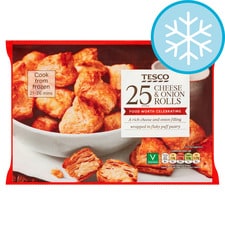 Tesco 25 Frozen Cheese And Onion Rolls 375G