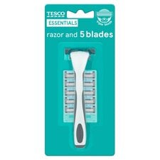 Tesco Essentials Triple Blade Razor With 5 Blades