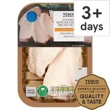 Tesco 2 Cooked Skinless Chicken Breast Fillets 220G