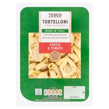 Tesco Cheese & Tomato Fresh Tortelloni 300g