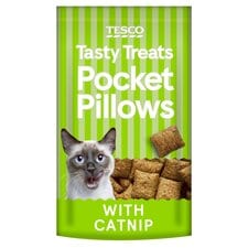 Tesco Tasty Treats Pocket Pillows With Catnip 65G