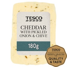 Tesco Cheddar Pickled Onion & Chives 180G