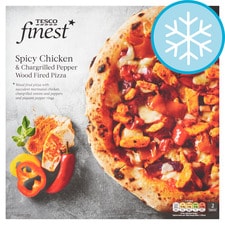 TESCO FINEST SPICY CHICKEN & CHARGRRILLED PEPPER WOOD FIRED PIZZA 450g