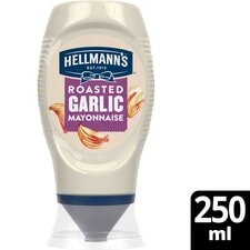 Hellmann's Garlic Squeezy Mayonnaise 250Ml