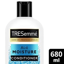 Tresemme Rich Moisture Conditioner 680Ml