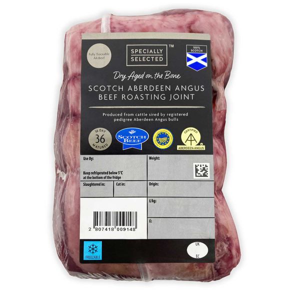 Specially Selected Scotch Aberdeen Angus Beef Roasting Joint Typically 1kg