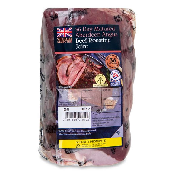 Specially Selected Dry Aged Aberdeen Angus Beef Roasting Joint Typically 1.525kg