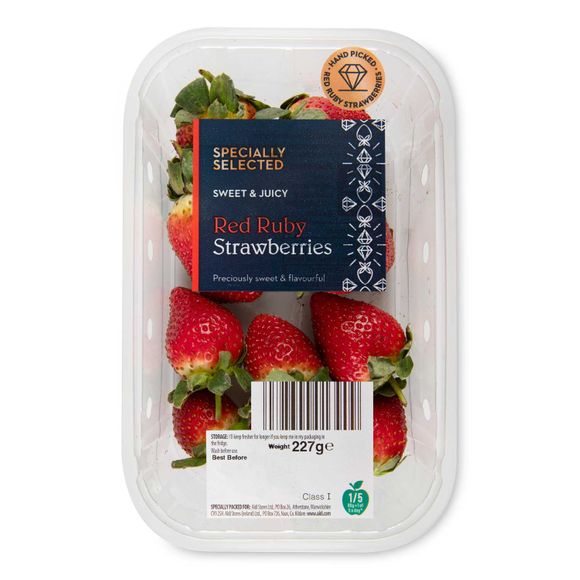 Specially Selected Strawberries 227g