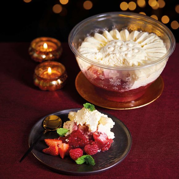 Specially Selected Strawberry & Raspberry Trifle 800g