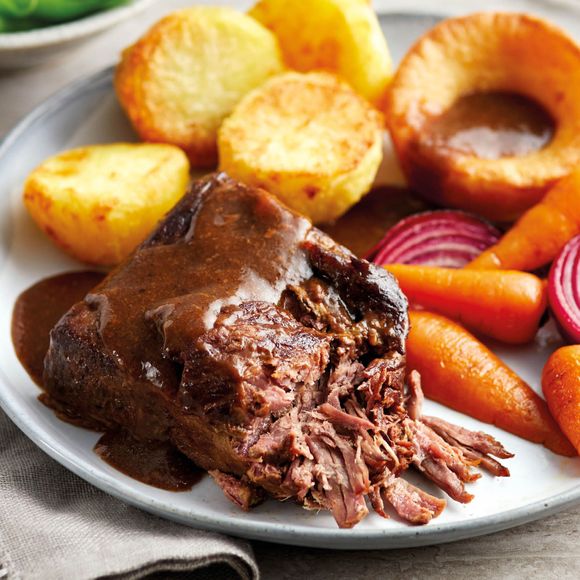 Specially Selected Gastro Beef Brisket 438g