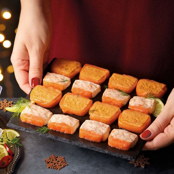 Specially Selected Salmon & Sunblush® Tomato Canapés 120g