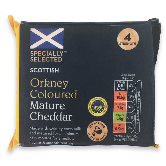 Specially Selected Scottish Orkney Coloured Mature Cheddar 200g