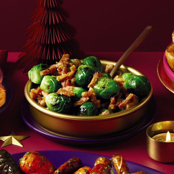 Specially Selected Brussels Sprouts With Bacon, Maple Flavour Glaze & Butter 400g