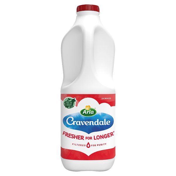 Cravendale Filtered Fresh Skimmed Milk 2L Fresher for Longer