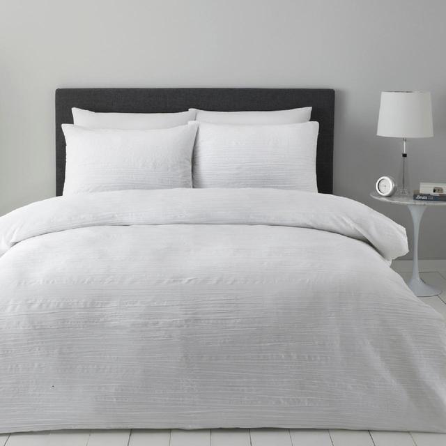 Nutmeg Home White Crinkle Super King Duvet Set 