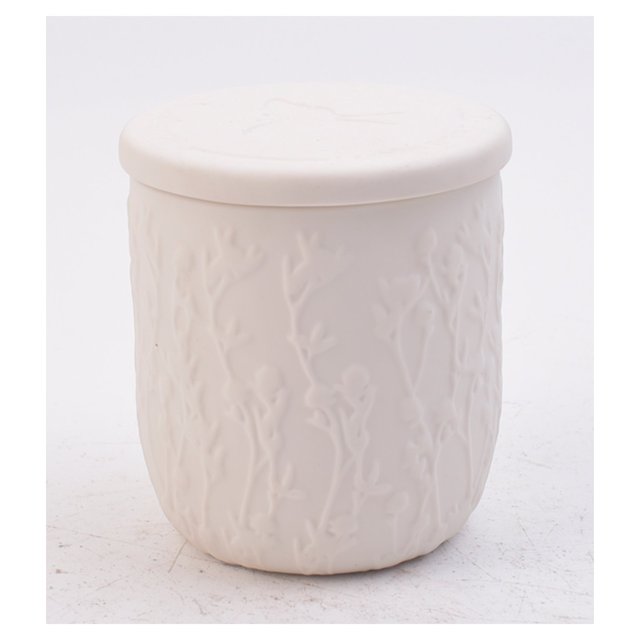 Nutmeg Home Habitation Meadow Embossed Ceramic Candle 