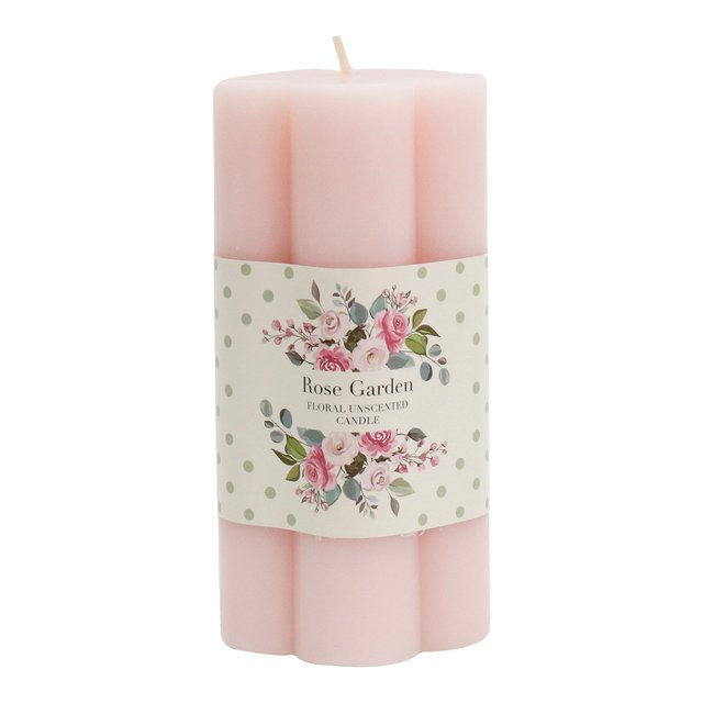 Nutmeg Home Floral Shaped Candle Pink 