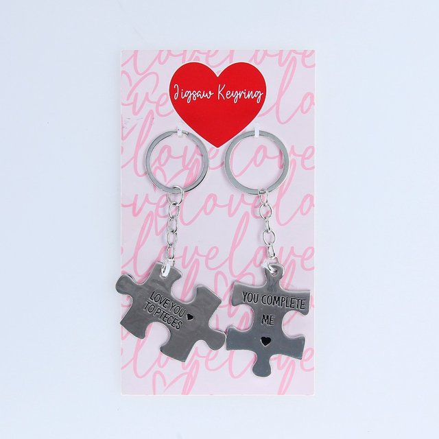 Morrisons Valentines Jigsaw Keyring Set 