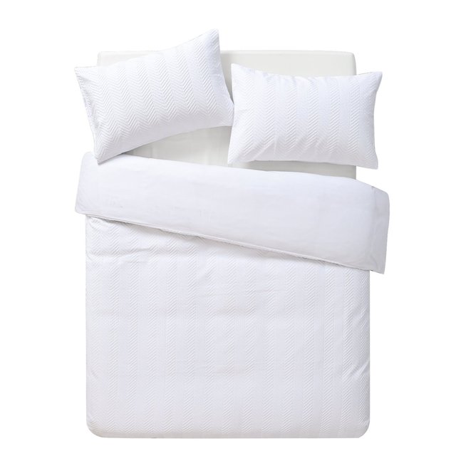 Nutmeg Home Embossed White Duvet Set Double 