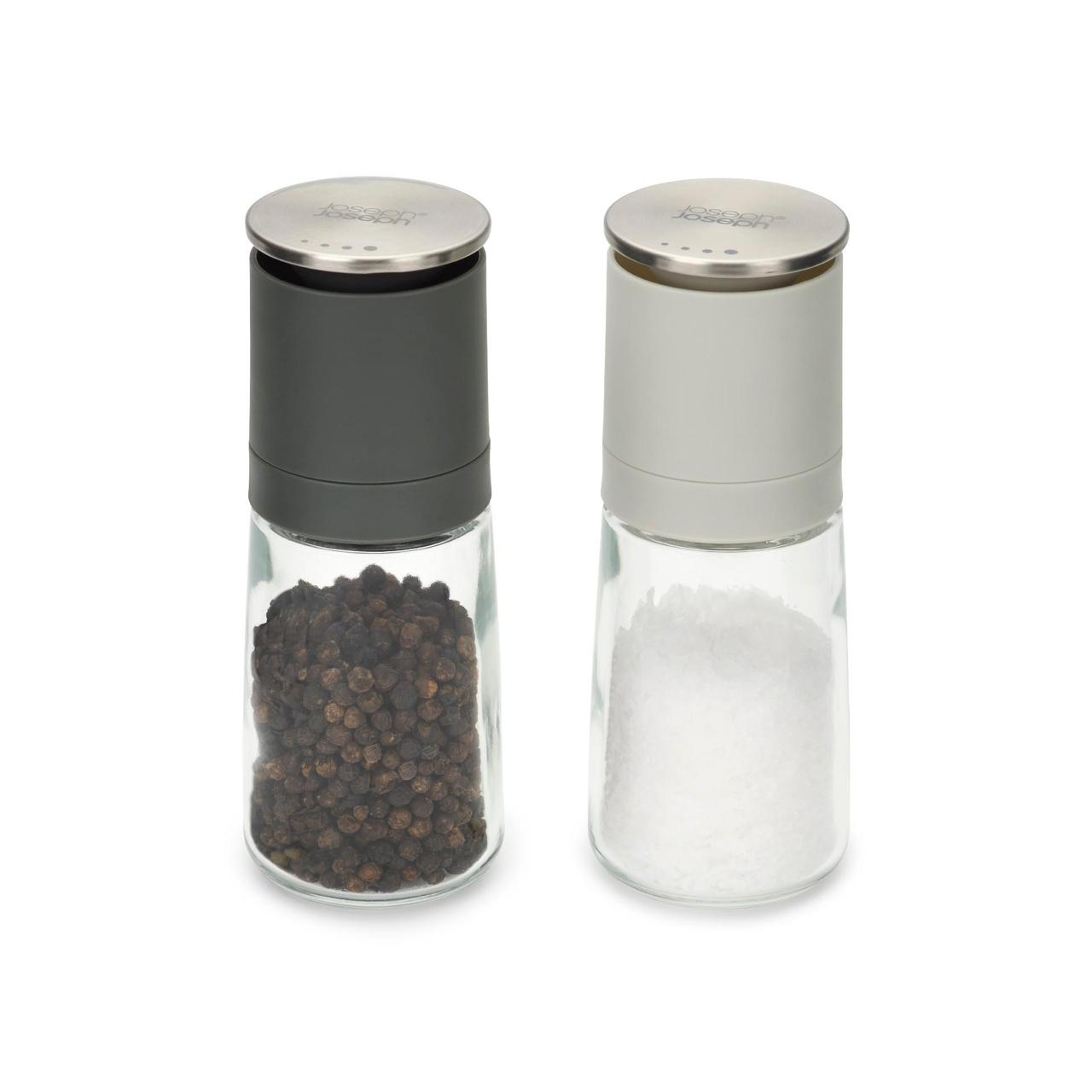 Joseph Joseph Duo No-spill Salt & Pepper Set