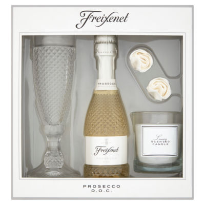 Freixenet Pamper Set