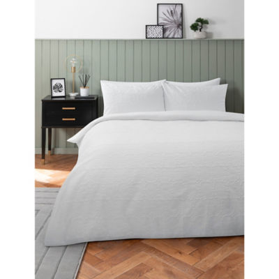 George Home White Embossed Flower Duvet Set - Super King