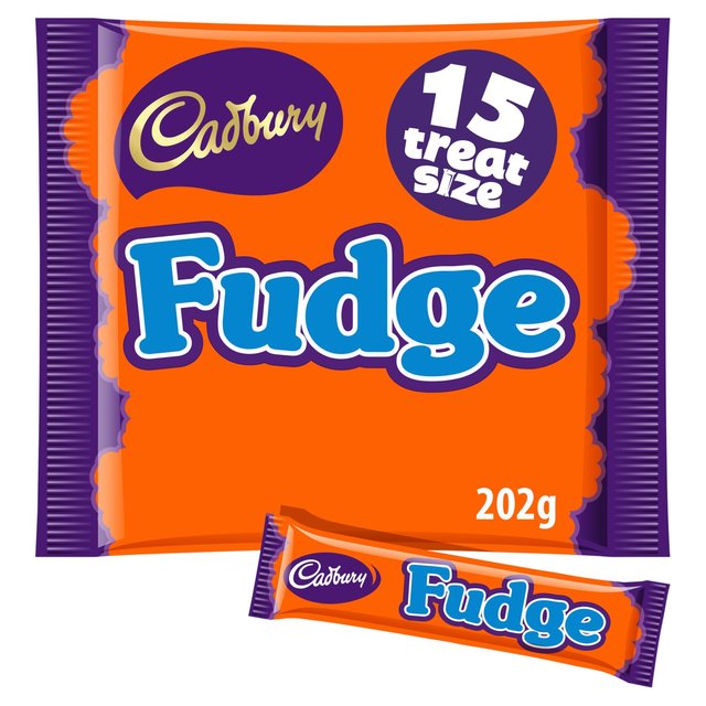 Cadbury Fudge Treatsize Chocolate Bar Pack