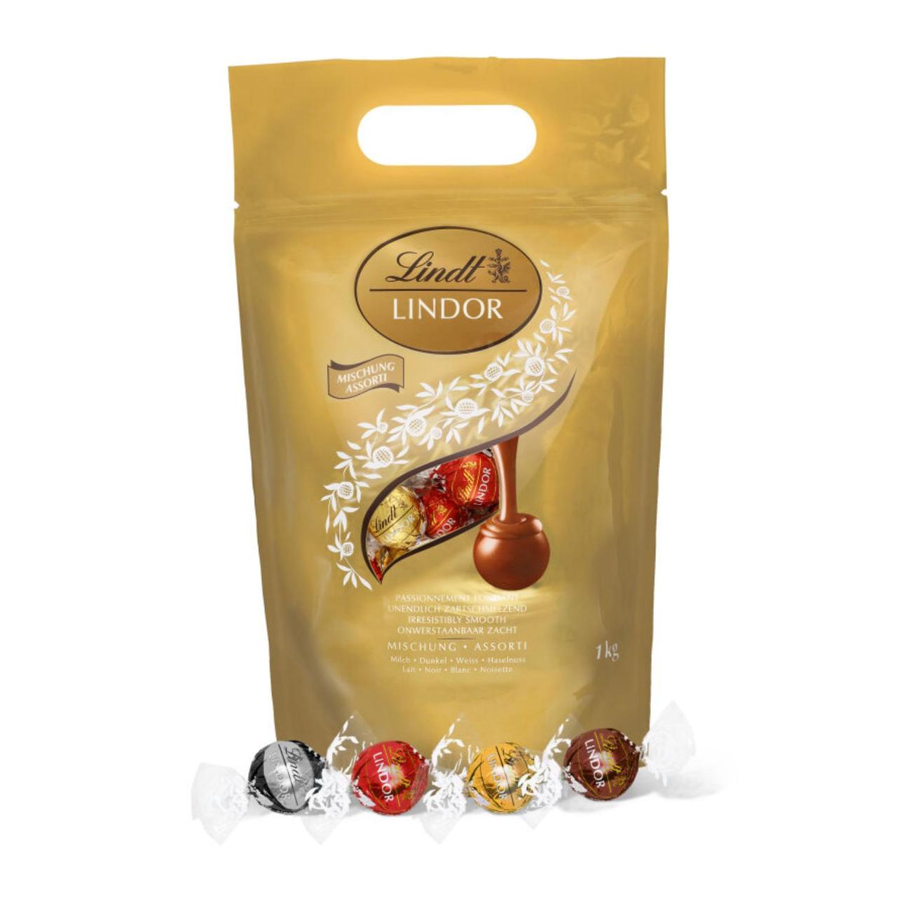 Lindt LINDOR Assorted Chocolate Truffles Gold Bag