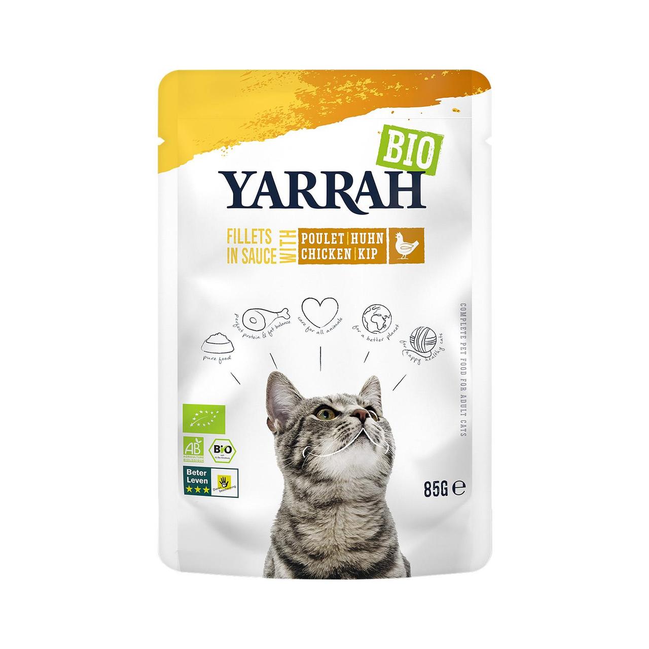 Yarrah Organic Fillets with Chicken in Gravy for Cats